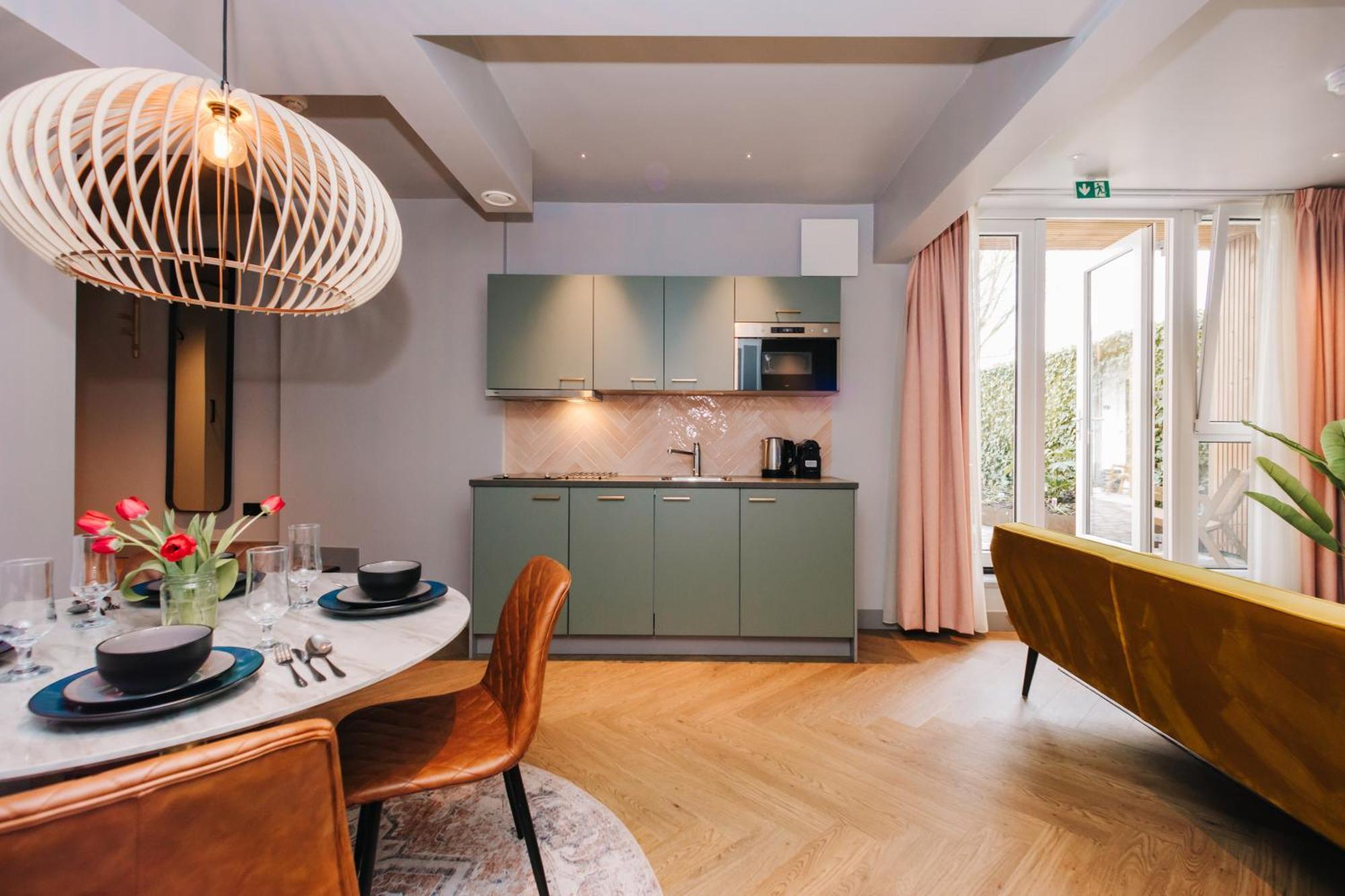 Hotel Keur - Apartments Зандфорт Экстерьер фото