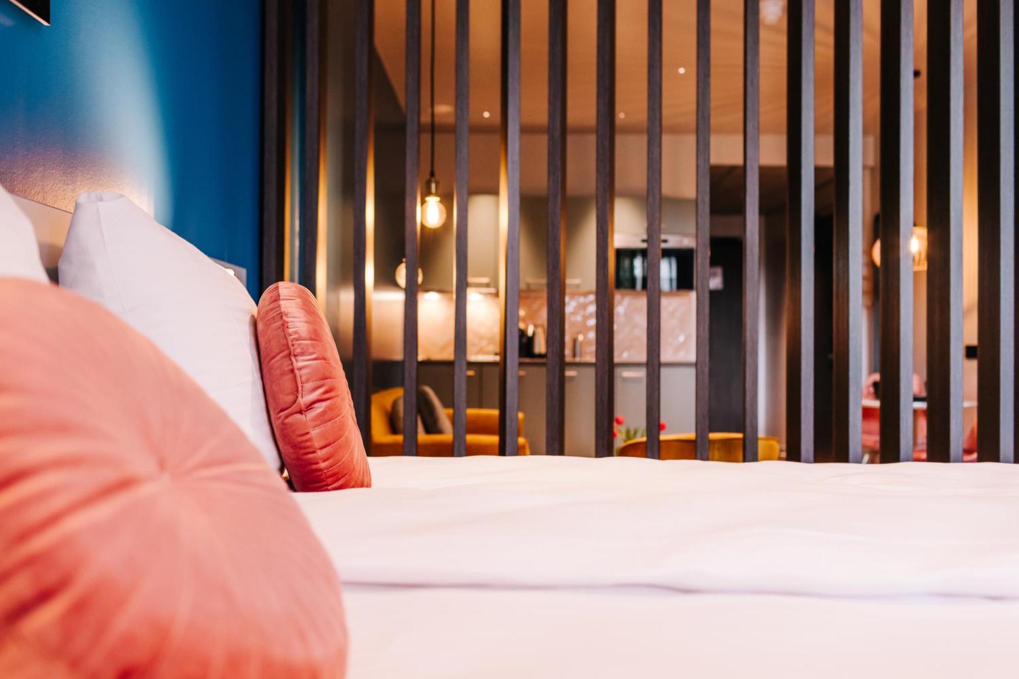 Hotel Keur - Apartments Зандфорт Экстерьер фото